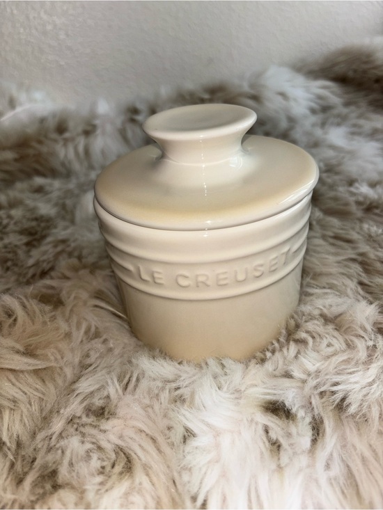 Le Creuset Other - Le Creuset Cream Stoneware Covered Jar NWOB